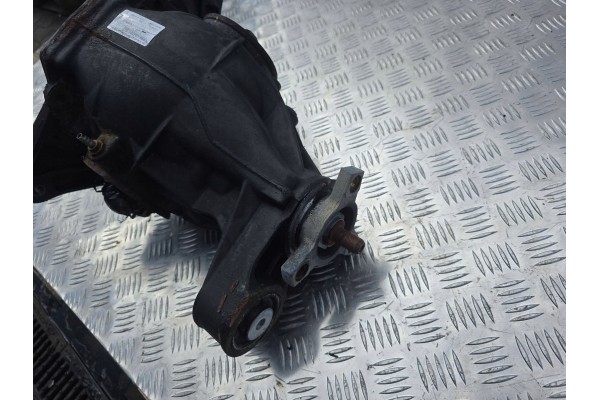 Rear differential Mercedes Benz GLE W166 C292 1663502714 Installation side multipurpose