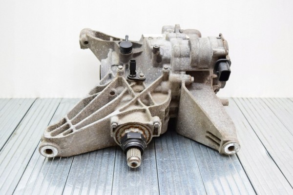 Rear differential Land Rover Range Rover Evoque L551 K8D24N053AB Part manufacturer Land Rover OE