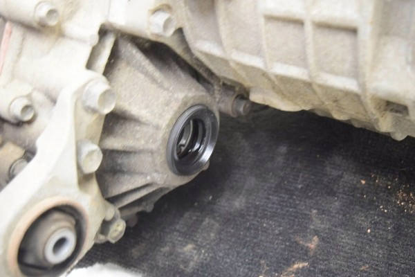 Diferencial trasero Mitsubishi Outlander F1E1A2B5Z