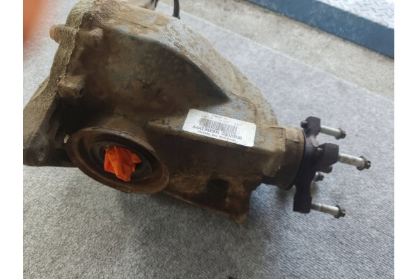 Rear differential Mercedes Benz Vito Viano W447 A4473500914 Part manufacturer Mercedes Benz OE