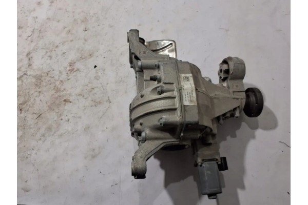 Rear reducer PORSCHE 0DM500043J 4 0L gasoline 2025