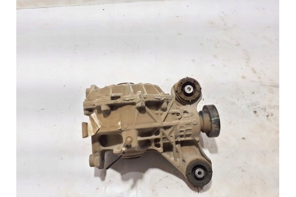 Rear reducer LAND ROVER RANGE ROVER IV L405 HPLA4A213NA 3 0L gasoline Catalog number of the part HPLA4A213NA
