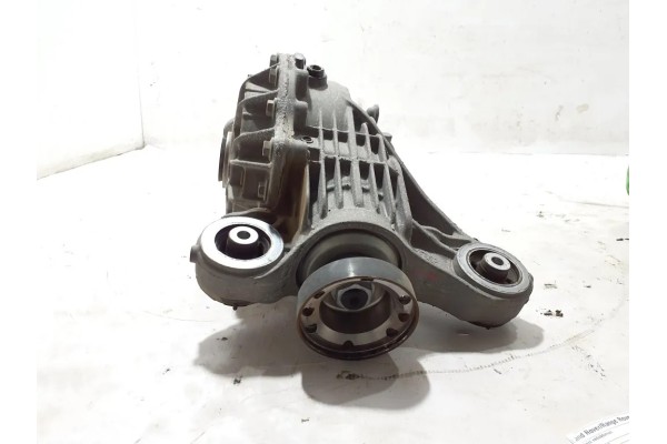 Rear reducer LAND ROVER RANGE ROVER IV L405 HPLA4A213NA 3 0L gasoline Catalog number of substitutes LR091694