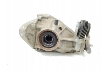 Rear reducer MERCEDES BENZ C W205 A2053506718 1 5L lpg 2019 Part manufacturer Mercedes Benz OE