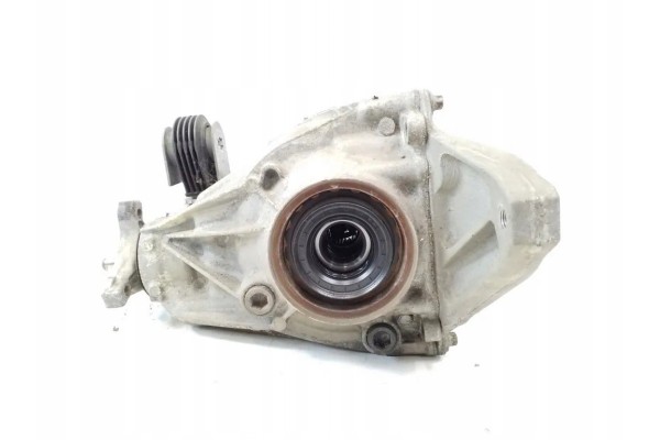 Rear reducer MERCEDES BENZ C W205 A2053506718 1 5L lpg 2019 Catalog number of substitutes A2053509527