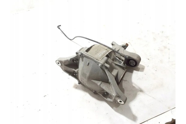 Rear reducer MERCEDES BENZ A1673505100 2 0L gasoline 2022 Catalog number of the part A1673505100