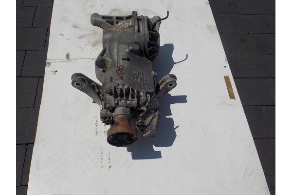 LAND ROVER FREELANDER II 2 2 TD DIFFERENTIAL REAR 6G9N 4N053 BL
