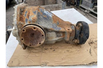 Rear reducer MERCEDES BENZ C T Model S203 2103613308G 2 2L diesel 105kW