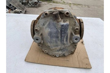 Rear reducer MERCEDES BENZ C T Model S203 2103613308G 2 2L diesel 105kW Catalog number of the part 2103613308G