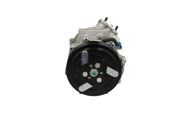 090 135 052 876 AIR CONDITIONING COMPRESSOR