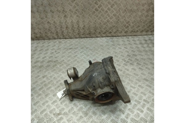 A2573506400 A2033510705 Rear differential MERCEDES BENZ E CLASS W213 2015 Part manufacturer Mercedes Benz OE