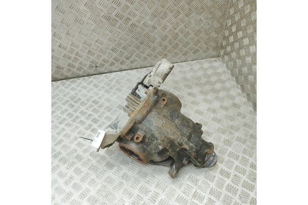 7935132 8677745 9844104 Rear Differential BMW Series 4 Gran Coupe G26 2021 Catalog number of the original 7935132 8677745 984410