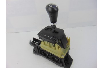 A1693700709  PALANCA CAMBIO MERCEDES-BENZ CLASE A (BM 169) A 200 Turbo (169.034) 2006 A1693700709 189097 MERCEDES-BENZ - 1