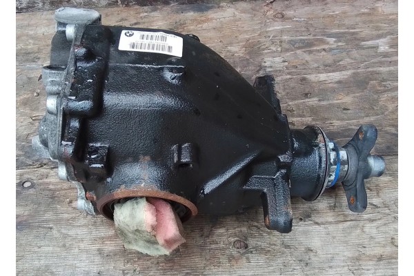 Rear reducer BMW 1 F20 760375904 3 0L gasoline 250kW 2018