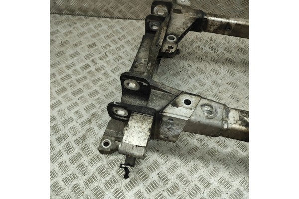 670034761 Front armrest MASERATI LEVANTE SUV M161 2016 Catalog number of the part 670034761