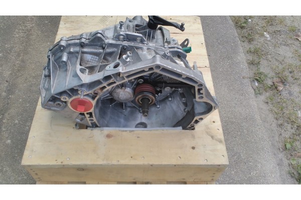 Skrzynia biegow Nissan Qashqai J10 1 6 16V TL4B113 Part manufacturer Nissan OE