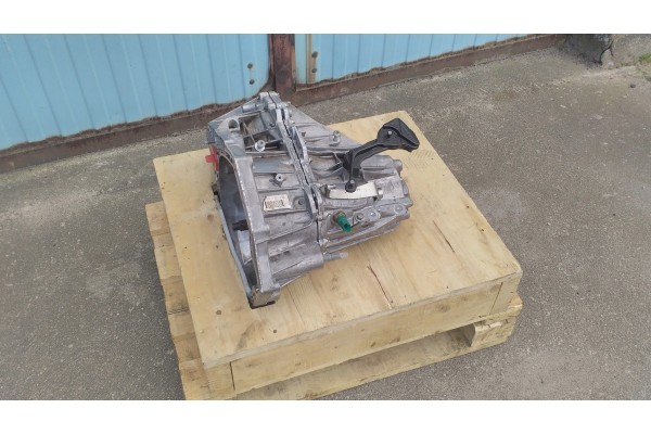 Skrzynia biegow Nissan Qashqai J10 1 6 16V TL4B113 Car type passenger cars
