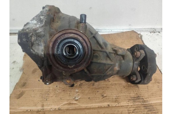 Rear reducer MERCEDES BENZ E T Model S212 GJS400 2 14L diesel 2010 Car type passenger cars