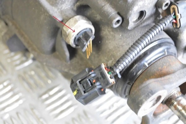 Rear reducer KIA SPORTAGE SL M0003567 2 0L diesel 2011 Catalog number of the part M0003567