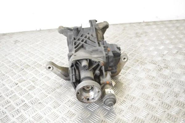 Rear reducer LAND ROVER DISCOVERY SPORT L550 HJ324N053BA 2 0L diesel Car type passenger cars