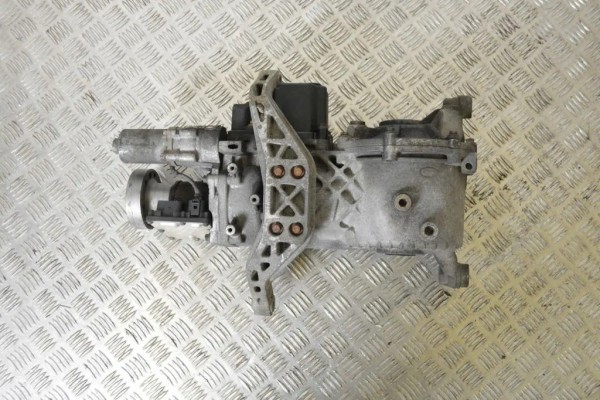 Reductor trasero LAND ROVER DISCOVERY SPORT (L550) HJ324N053BA 2.0L di