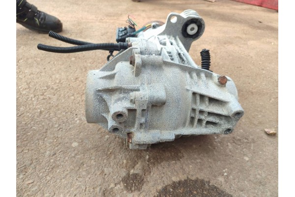 Rear differential Volkswagen Transporter Caravelle T6 09N525010G Installation side multipurpose