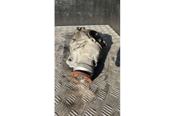 Front reducer BMW 323 2021 Catalog number of the part 323