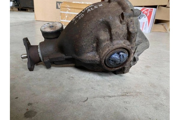 Rear reducer JAGUAR S TYPE X200 GJS40015 2 7L diesel 152kW 2005 Catalog number of substitutes 2R8W4384BA