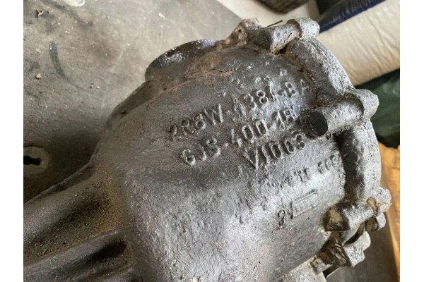 Rear reducer JAGUAR S TYPE X200 GJS40015 2 7L diesel 152kW 2005 Catalog number of the original GJS40015