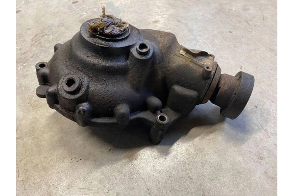 Front reducer LAND ROVER RANGE ROVER III L322 15751014819 3 0L diesel Catalog number of the part 15751014819