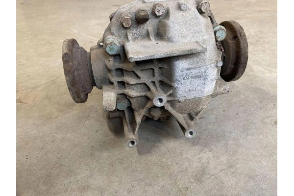 Rear reducer AUDI A6 4F2 C6 2760068 2 7L diesel 132kW 2005 Part manufacturer Audi OE