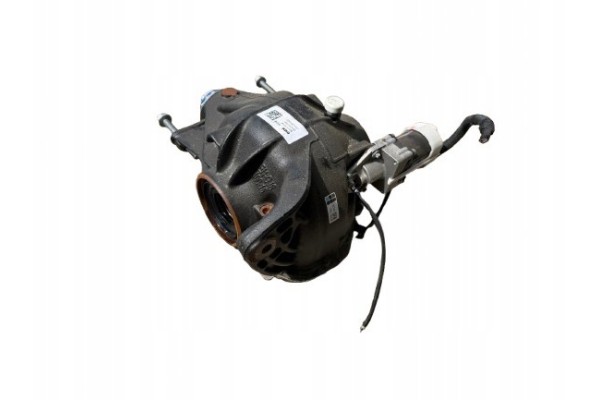 Rear reducer BMW 8047171 4 4L gasoline 441kW 2023