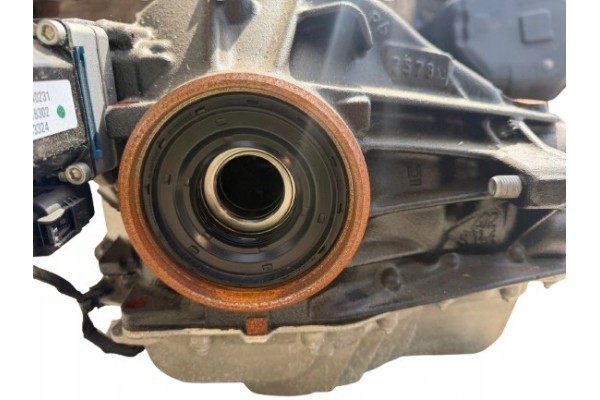 Rear reducer BMW 8047171 4 4L gasoline 441kW 2023 Catalog number of substitutes 8047170