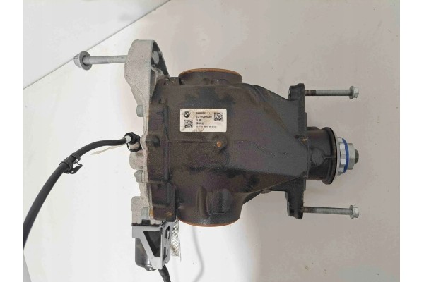 Rear reducer BMW 8686982 3 0L gasoline 265kW 2023 Catalog number of the part 8686982