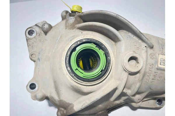 Front reducer BMW XM G09 8848100 4 4L hybrid 480kW 2023 Catalog number of the part 8848100