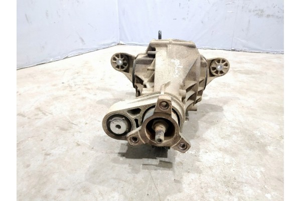 Rear Differential Rear Mercedes Benz R W251 1643501614 Car type passenger cars