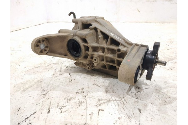 Rear Differential Rear Mercedes Benz R W251 1643501614 Installation side rear