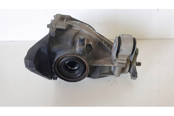 Mercedes C Class W205 15r 2 2 CDI 4Matic Differential bridge dyfer rear Installation side rear