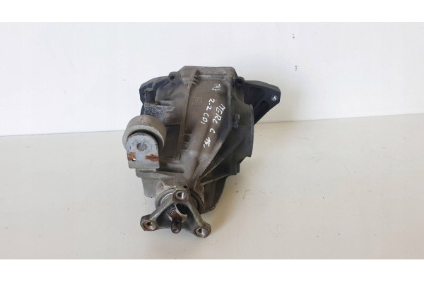 Mercedes C Class W205 15r 2 2 CDI 4Matic Differential bridge dyfer rear Catalog number of the original 2053503711