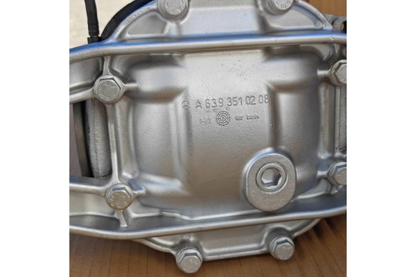Rear differential A6393510208 Mercedes Benz Vito Viano W639 36 11 Catalog number of the part A6393510208 A 6393510208 A 639 351 