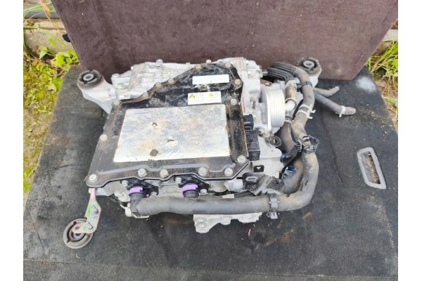 Rear reducer LEXUS 3061048011 2 4L hybrid 273kW 2024