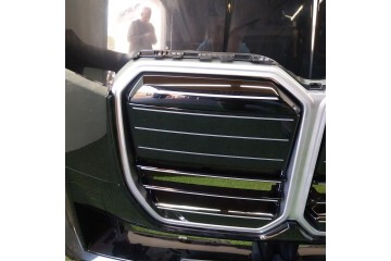 Parachoques delantero BMW G70 LCI