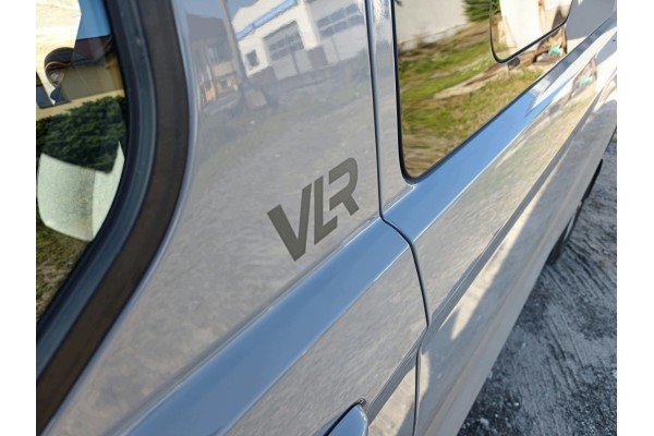 Spoiler deportivo para puertas dobles Ford Transit Custom negro brilla