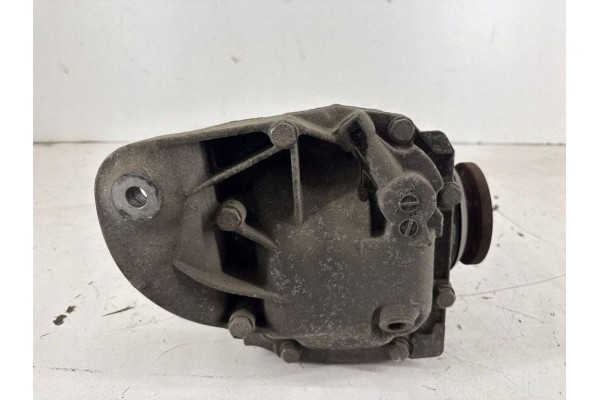 2014 BMW X1 E84 Rear differential 7611129