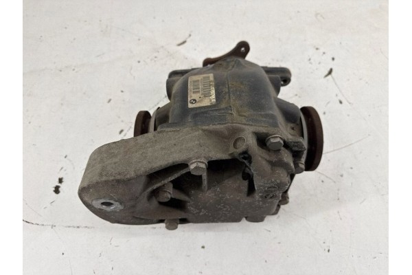 2014 BMW X1 E84 Rear differential 7611129 Part manufacturer BMW OE