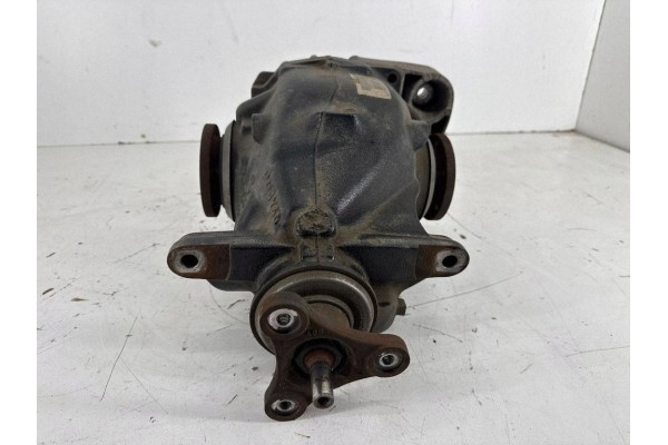 2014 BMW X1 E84 Rear differential 7611129 Car type 4x4 SUV