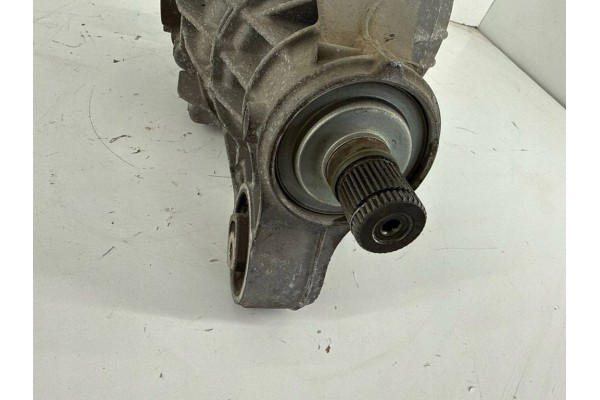 2013 Porsche Cayenne 92A Rear differential 4460310093 Catalog number of the part 4460310093