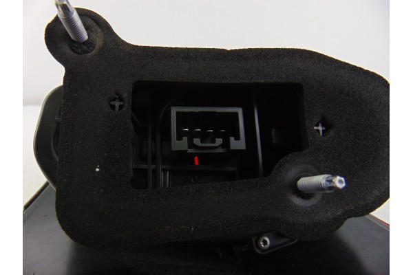 CN1513405BB PILOTO TRASERO IZQUIERDO FORD ECOSPORT (CR6) Trend 2018 CN1513405BB 204830 FORD - 1