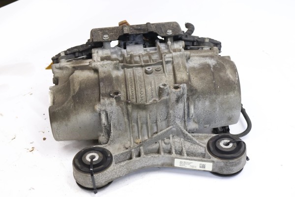 Audi A3 8Y0 differential RS3 08E525010AA Part manufacturer Audi OE