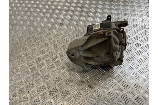 Rear differential BMW 1 E81 E87 7599469 Part manufacturer BMW OE